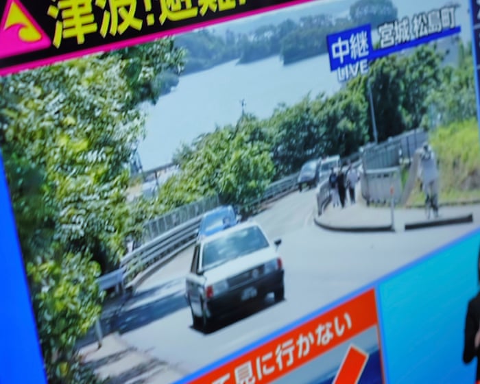 Tsunami warnings issued from Japan to the US after strong earthquake triggers alerts across Pacific