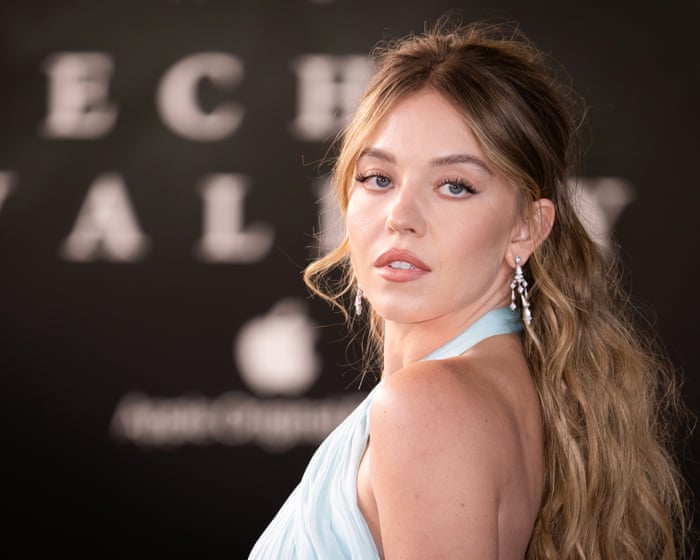 American Eagle faces criticism over ad saying ‘Sydney Sweeney has great jeans’