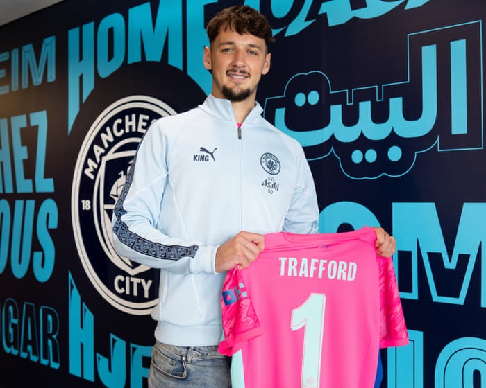 James Trafford has returned to Manchester City in a £27 million transfer, marking a homecoming for the goalkeeper.