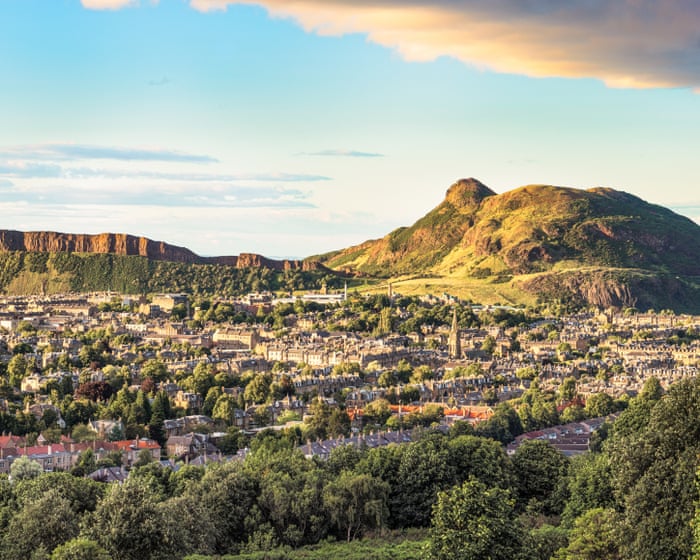 Here are 10 quiet spots in and near Edinburgh where you can take a break from the festival crowds.  

1.