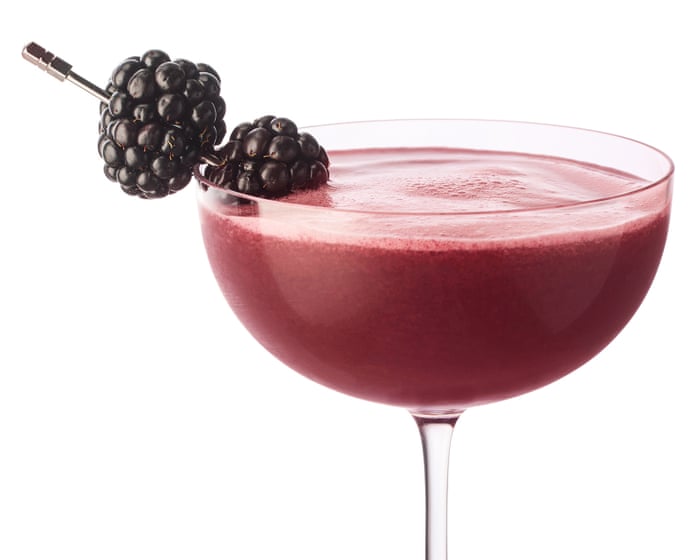 **Cocktail of the Week: Lardo’s Blackberry and Tequila Tommy – Recipe**