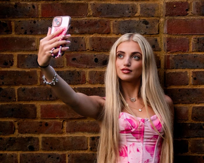 «Å bo i det huset var virkelig skummelt,» Princess Andre åpner opp om privatliv, moro, ambisjoner og å vokse opp med Katie Price.