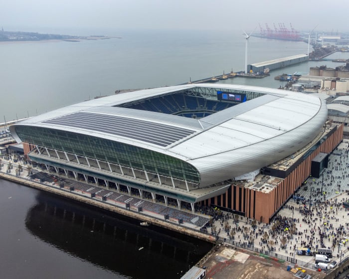 Which football teams have played each other at the most different home stadiums?