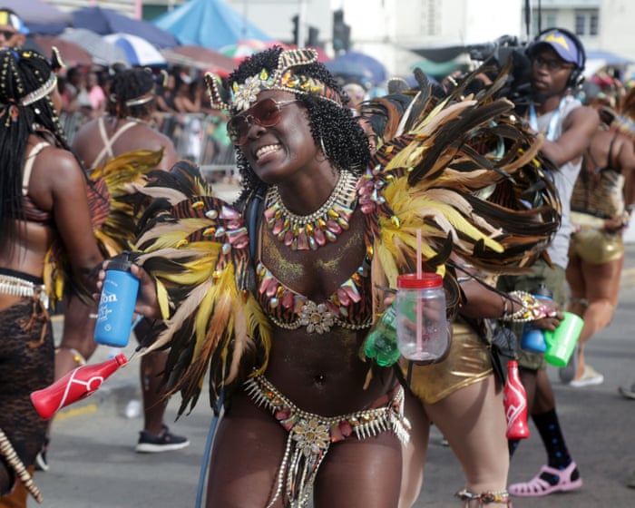¡No todos pueden con ello! Explora la música audaz y llena de energía que está dominando los carnavales del Caribe.
