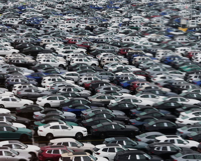 Os Estados Unidos manterão tarifas elevadas sobre carros europeus até que a União Europeia reduza suas tarifas sobre produtos americanos.