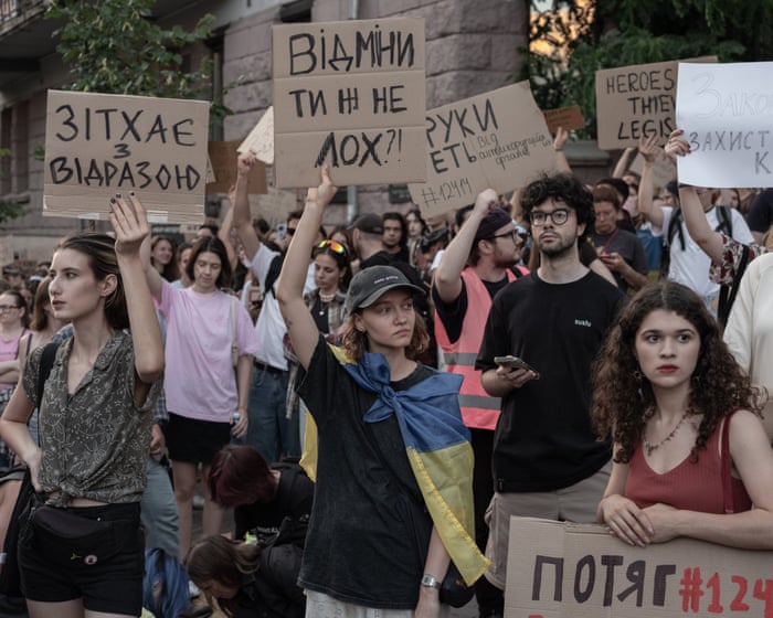 During war, protests in Ukraine can only remain peaceful.