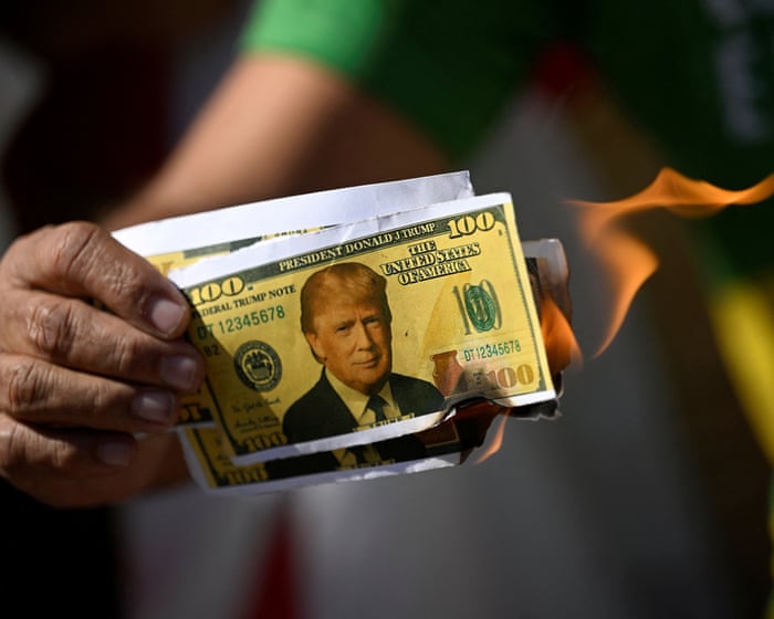 Countries worldwide rush to respond to new Trump-era trade tariffs