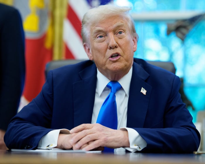 Rapporter om, at Trump har sat våbenhjælp til Taiwan på pause, vækker bekymring for, at han muligvis bruger øen som presmiddel i handelsforhandlingerne med Kina.