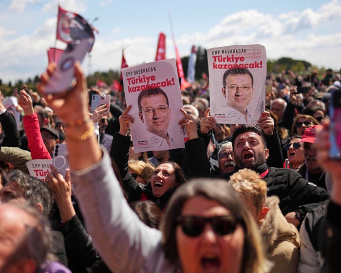 Zostałem wybrany na burmistrza Stambułu, a jednak piszę to z więzienia. Turecka demokracja jest w poważnym niebezpieczeństwie.