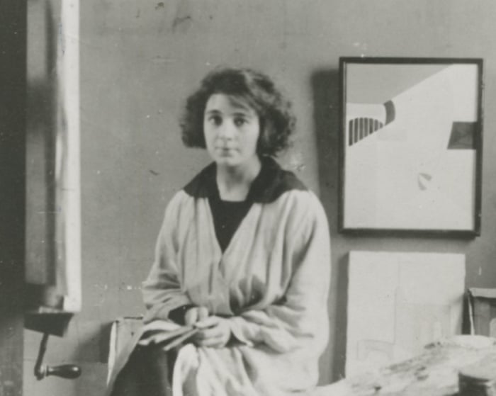 Belgium celebrates the brilliant modernist artist Marthe Donas, whose talent was long overlooked.