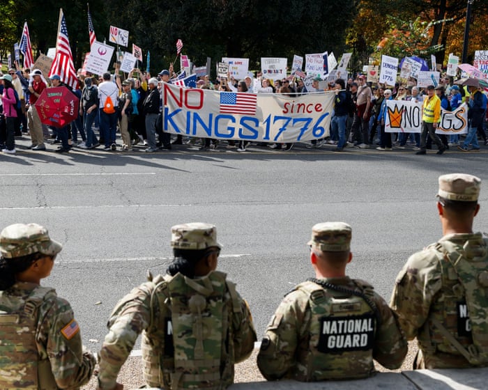 Se pregătește Trump pentru un război civil? – podcast