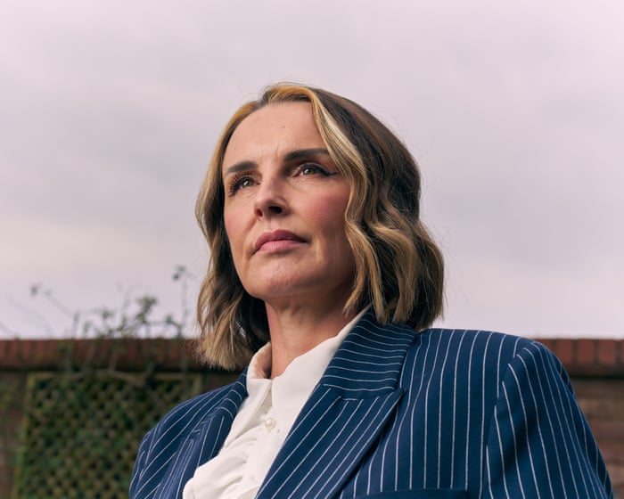 W słoneczny dzień mój były partner wszedł do salonu fryzjerskiego, w którym pracowałam, i postrzelił mnie z bliskiej odległości.