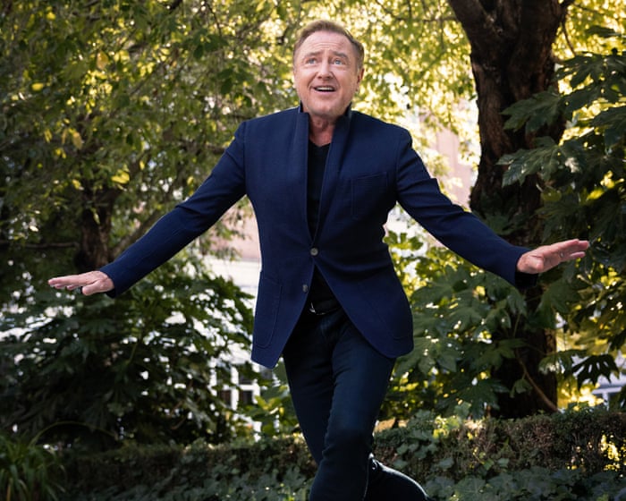 "¡Lo di todo!" Michael Flatley habla sobre la pasión, la confianza, Riverdance y mover los pies 35 veces por segundo.