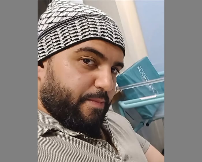 Grannar till mannen som attackerade synagogan i Manchester hävdar att de tidigare hade uttryckt sina farhågor till polisen.