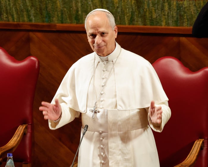 Fra Hollywood til det hellige: Pave Leo byder berømtheder velkommen i Vatikanet.