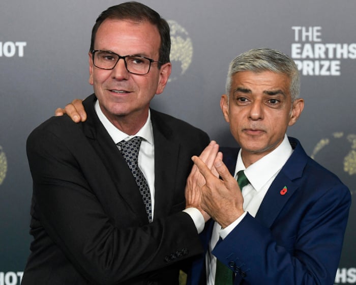 Six mayors worldwide are taking real steps against climate change, challenging populist leaders who deny the issue.