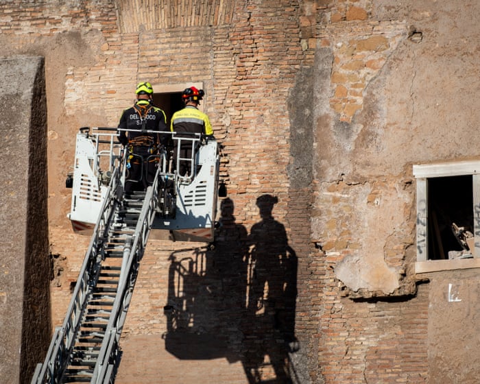 Investigation launched into worker's death from Rome building collapse.