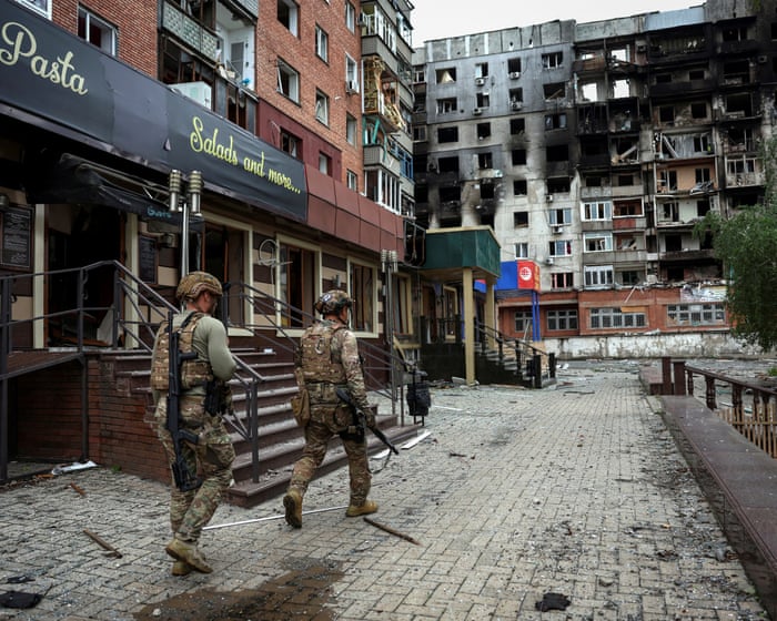 Ukraine has sent special forces to Pokrovsk in a bid to defend the strategically important city.