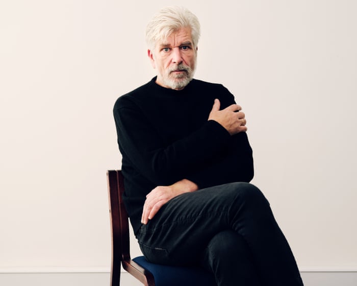 Critique de "L'École de la Nuit" par Karl Ove Knausgård : Cette vaste épopée est-elle à la hauteur des attentes ?