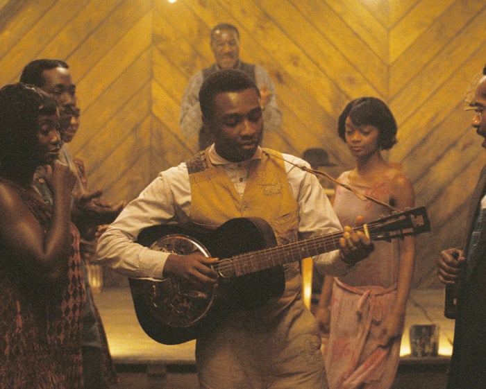 Dans, kamp, romantik—2025's mest uforglemmelige filmøjeblikke havde det hele.