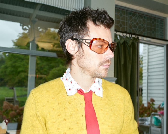 Harry Styles: Aperture recension – en glädjefylld, subtilt banbrytande låt perfekt för att dansa med främlingar.