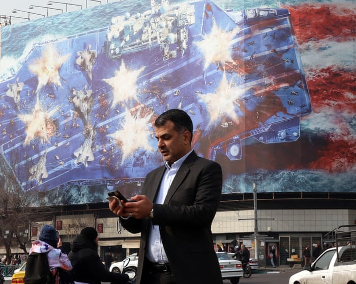 Il figlio del presidente dell'Iran ha esortato le autorità a ripristinare l'accesso a internet dopo un'interruzione durante le proteste.