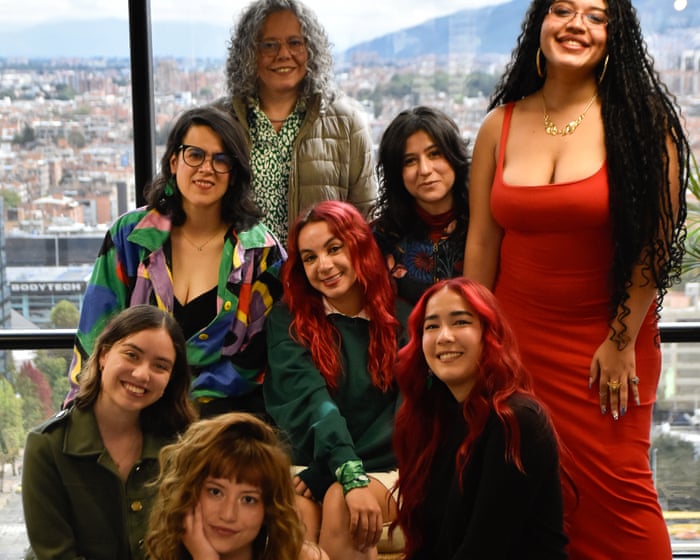 "Non siamo più negli anni '90": il team tutto al femminile che aggiorna le linee guida sull'aborto per l'era TikTok.