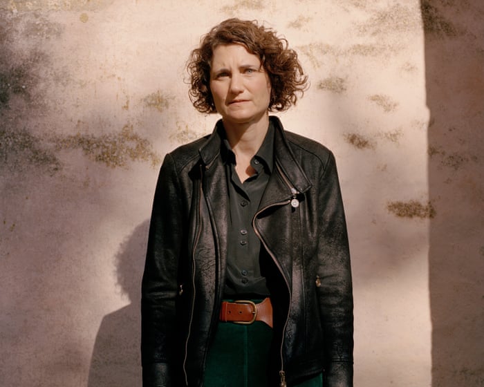 Me advirtieron que el divorcio podría destrozar a mis hijos, pero nunca imaginé lo brutal que podrían ser las batallas por la custodia.