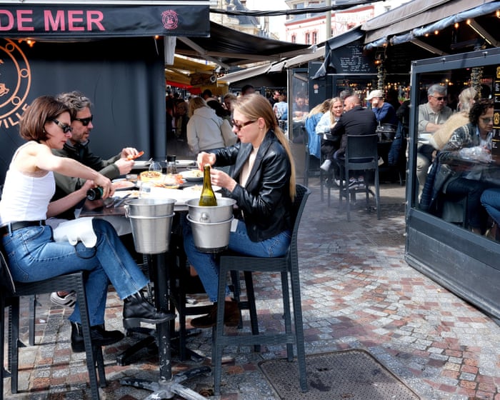 From "bon appétit" to Uber Eats: why France's cherished restaurants are facing a crisis | Paul Taylor