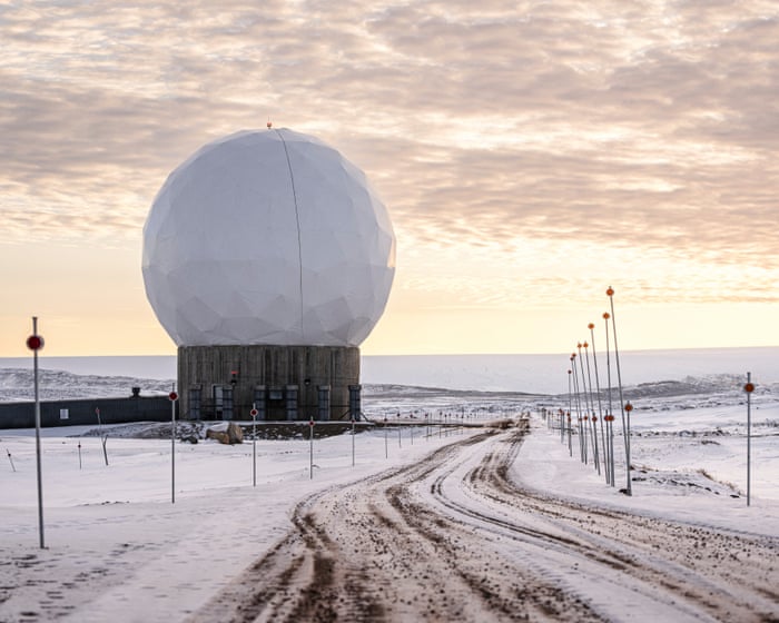 格陵兰的政治领导人表示，其人民“不想成为美国人”，这是对前总统特朗普有意购买该领土的回应。