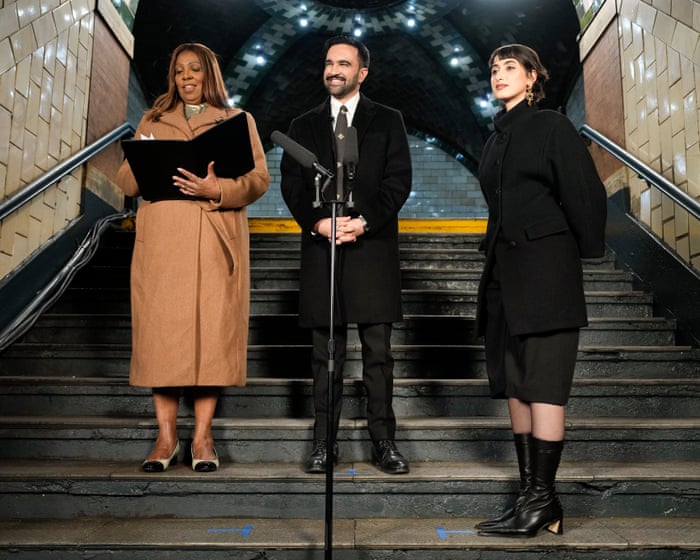 Zohran Mamdani er blevet taget i ed som borgmester i New York City.