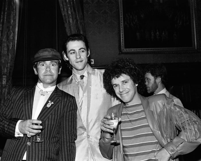 Das unglaubliche Leben von Leo Sayer! Von seinen Hits und wilden Romanzen bis hin dazu, dass er um sein Vermögen betrogen wurde – und sogar ein mysteriöser Anruf von Elvis.