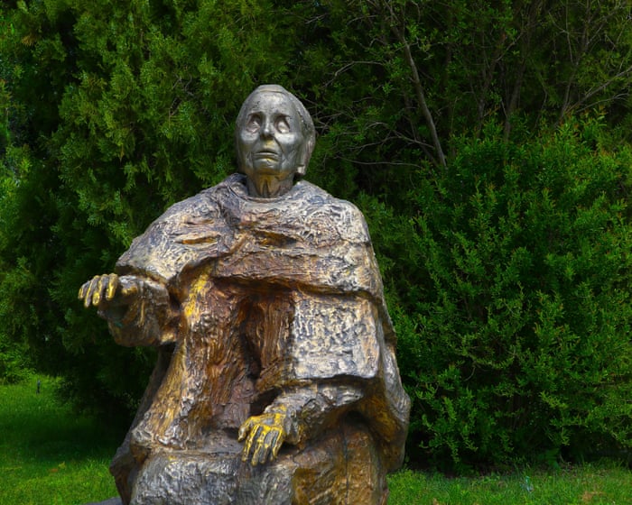 The Baba Vanga legend: how a mystic's "prophecies" spread propaganda online.