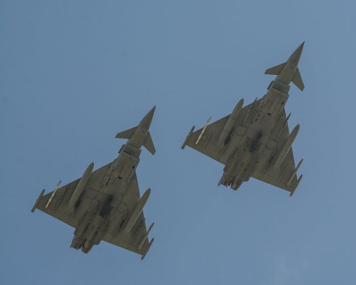 Britische RAF-Typhoon-Jets wurden entsandt, um auf eine russische Drohne zu reagieren, die sich dem Nato-Luftraum näherte.
