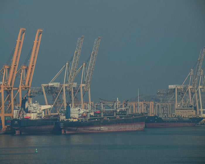 Yhdistyneet arabiemiirikunnat eroaa OPECista, mikä on voitto Trumpille ja heikentää öljykartellia.