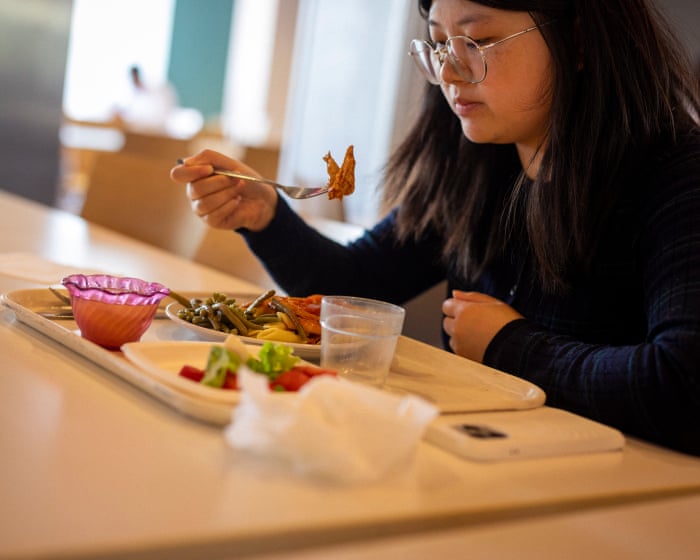 France is rolling out €1 meals to help students who are struggling financially.