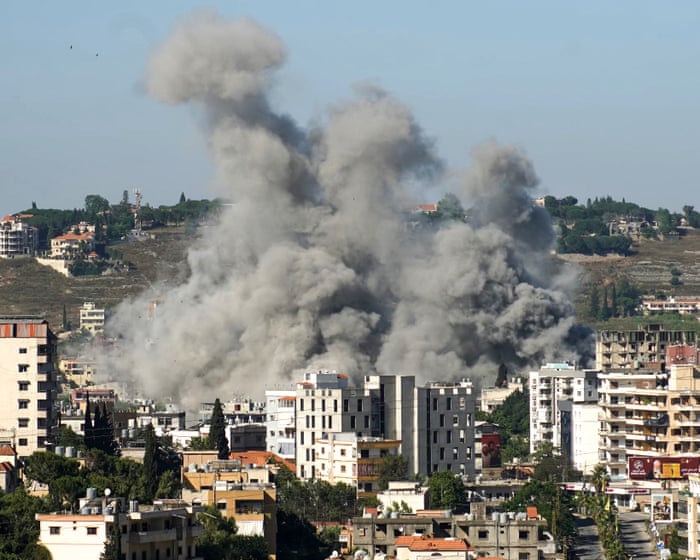 Les frappes israéliennes ont tué au moins 16 personnes au Liban, malgré des informations faisant état d'un renouvellement du cessez-le-feu.