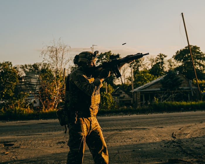 On Donetsk’s ‘life or death’ highway with the Khyzhak brigade – a photo essay