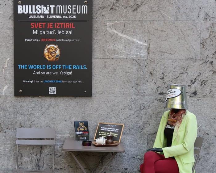„Gdybyśmy pokazali każdy bałkański dowcip, nigdy byśmy nie otworzyli”: wizyta w Słoweńskim Muzeum Bzdur