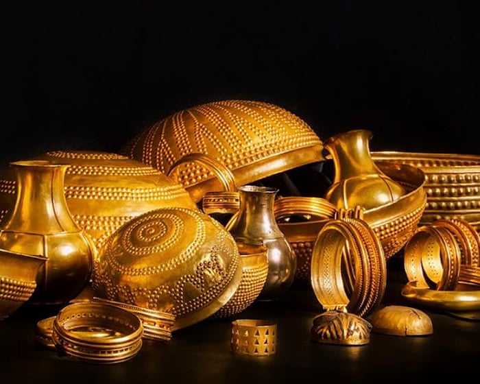 A Bronze Age treasure was stolen from a museum in Spain in a heist that lasted just four minutes.