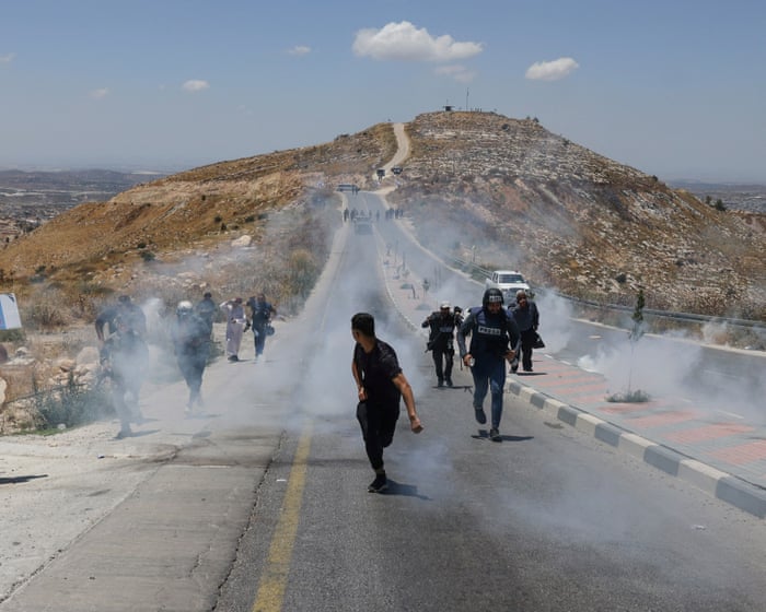 The UK has accused Israeli "terrorists" of carrying out ethnic cleansing in the West Bank, with support from the government.