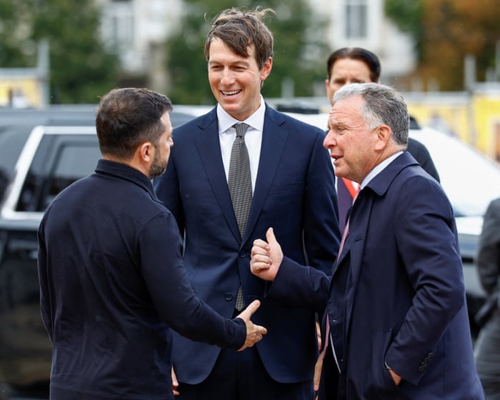 De amerikanske udsendinge Kushner og Witkoff er ankommet til Kyiv efter deres samtaler med Putin.