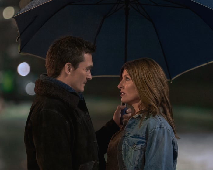 Ungdomsanmeldelse – Sharon Horgan vender tilbage, bedre end nogensinde