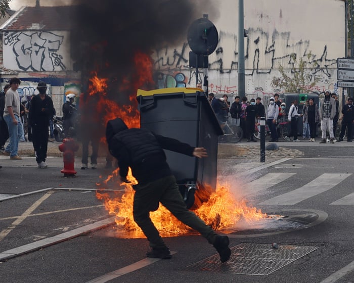 Fires, anger, and hundreds of arrests as student protests grip France