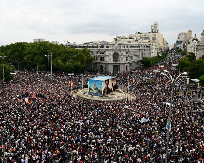 'This can't continue': tens of thousands protest against Spain's housing crisis