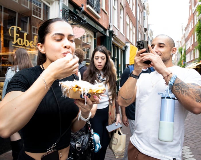 'We are in a kind of war': dispute over viral Amsterdam chip shop goes to court